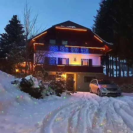 Zur Heiligen Krone Bed and breakfast Mauterndorf (Salzburg)
