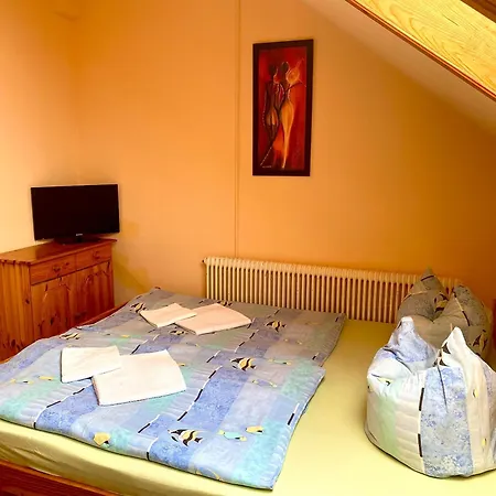 Bed and breakfast Zur Heiligen Krone 3*