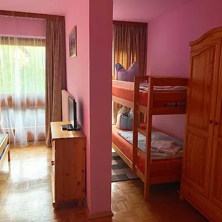 Bed and breakfast Zur Heiligen Krone 3*