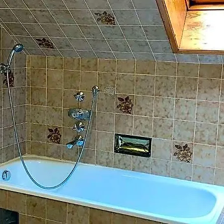Bed & Breakfast Zur Heiligen Krone 3*