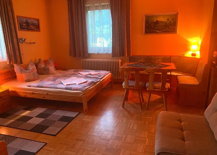 Zur Heiligen Krone 3* 毛特恩多夫