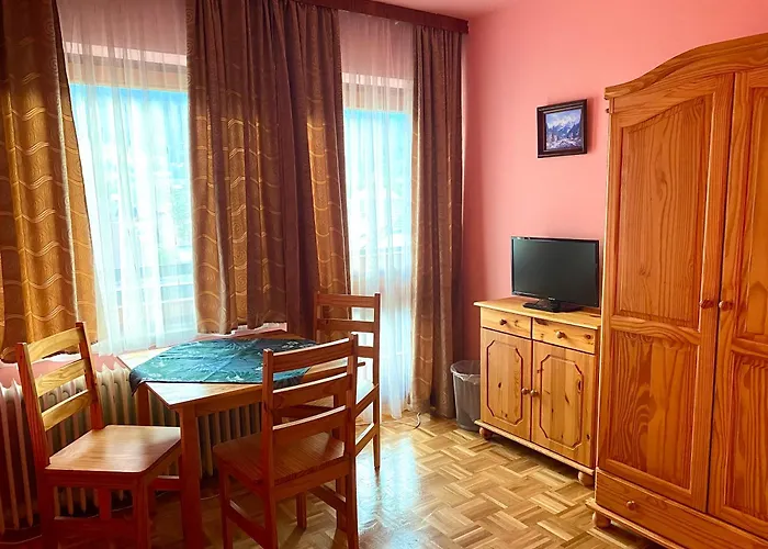 Couette-café Zur Heiligen Krone 3*